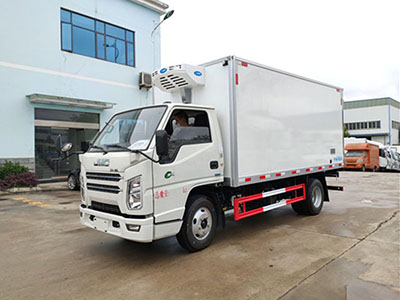 江铃冷藏车